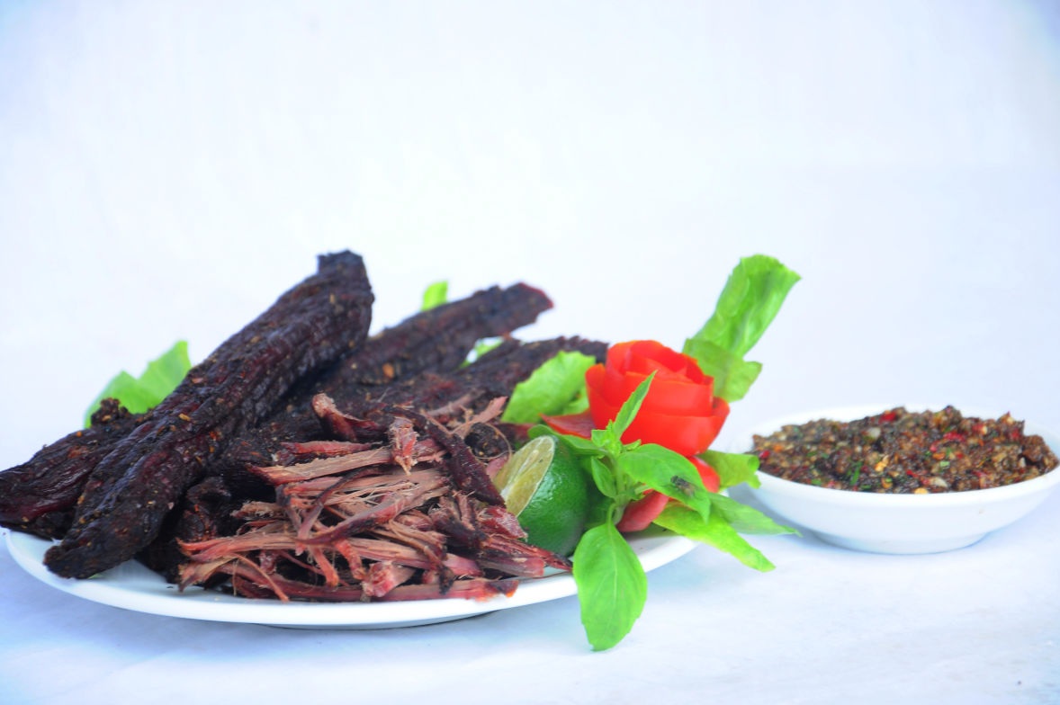 Thịt trâu gác bếp Thịt trâu gác bếp