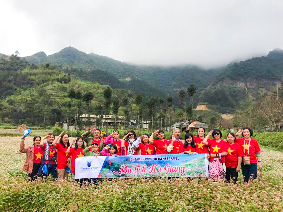Hà Giang Mùa hoa Tam giác mạch có gì hấp dẫn? - Ảnh 1 Hà Giang Mùa hoa Tam giác mạch có gì hấp dẫn? - Ảnh 1