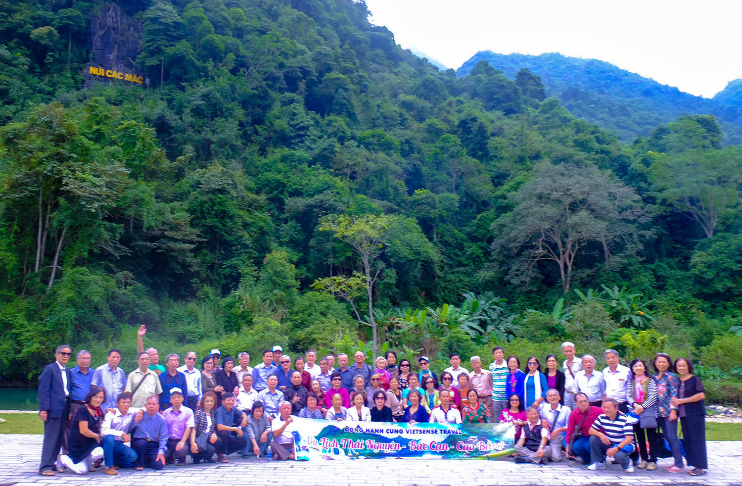 Hình Ảnh Đoàn Khách Hồ Ba Bể - Thác Bản Giốc Ngày 14 - 16/10 - Ảnh 3