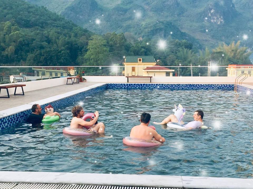 Khách Sạn Phương Đông - Yên Minh