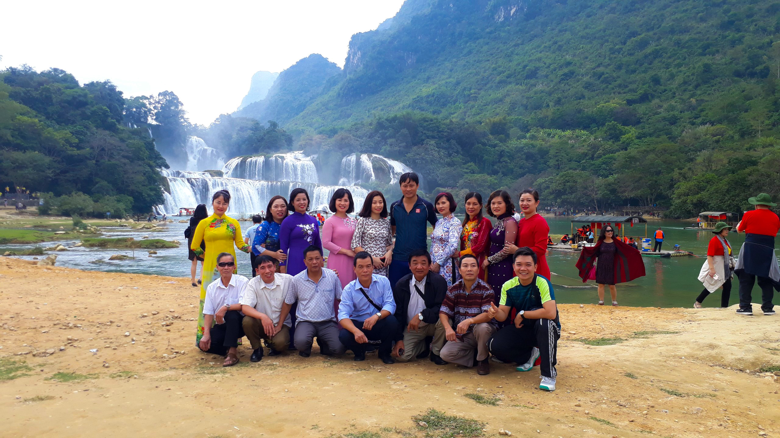 Hồ Ba Bể – Thác Bản Giốc – Chùa Phật Tích Trúc Lâm- Làng Nghề Rèn Dao Phúc Sen | Dịp Lễ 2/9 - Ảnh 1 Hồ Ba Bể – Thác Bản Giốc – Chùa Phật Tích Trúc Lâm- Làng Nghề Rèn Dao Phúc Sen | Dịp Lễ 2/9 - Ảnh 1