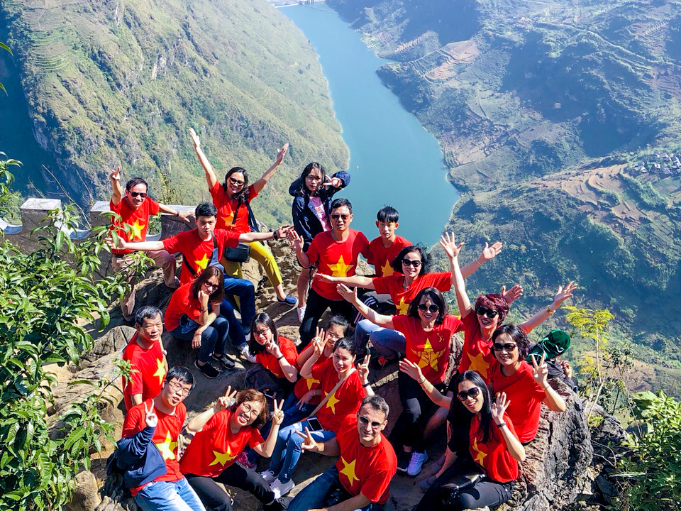 Vòng Cung Đông Bắc 2025 : Hà Nội - Tuyên Quang - Hà Giang - Đồng Văn - Cao Bằng - Ảnh 1