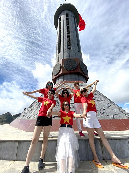 Chương Trình Về Miền Đá Nở Hoa: Hà Giang - Yên Minh - Đồng Văn - Lũng Cú! 30/4