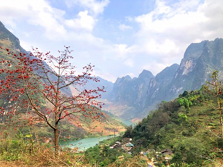 Chương Trình Về Miền Đá Nở Hoa: Hà Giang - Yên Minh - Đồng Văn - Lũng Cú! 30/4