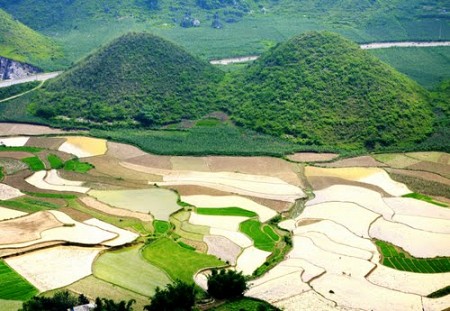 Hà Nội - Hà Giang - Đồng Văn - Lũng Cú - Mèo Vạc - Hà Giang - Tuyên Quang