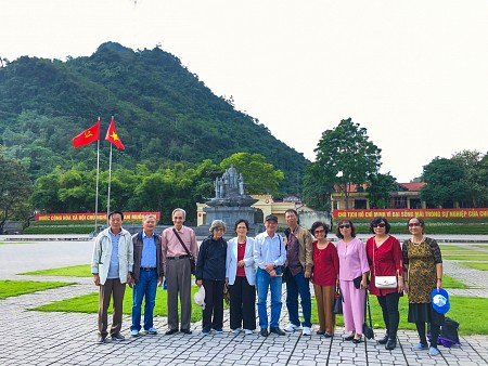 HÀNH TRÌNH VÒNG CUNG ĐÔNG BẮC: Đồng Văn - Lũng Cú - Thác Bản Giốc - Pác Bó - Cao Bằng