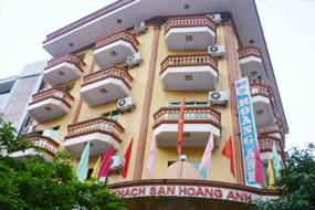 Khách sạn Hoàng Anh