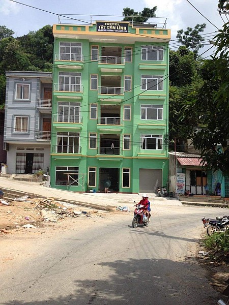 Khách Sạn Tây Côn Lĩnh Hoàng Su Phì