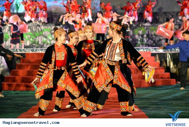 Chợ Tình Khâu Vai, Một Đêm Trắng - Ảnh 2