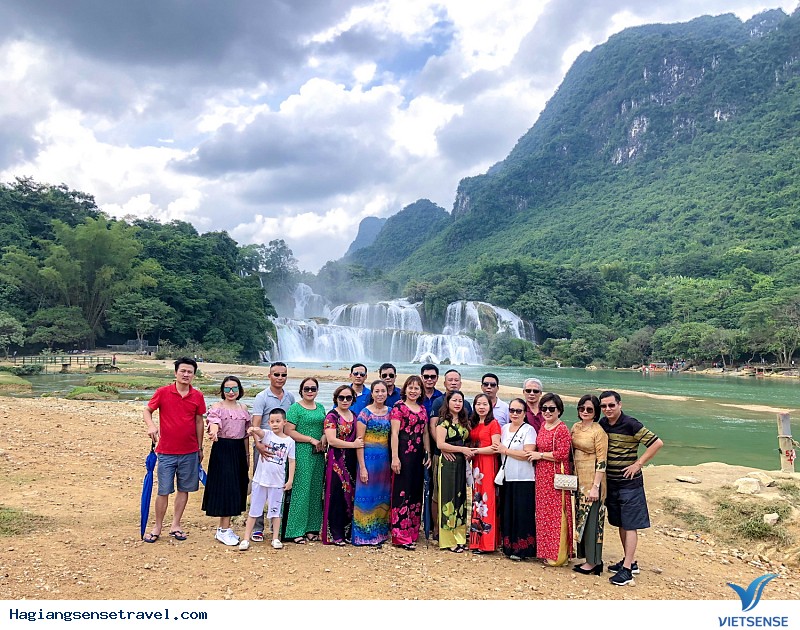 Đoàn Khách Hồ Ba Bể - Thác Bản Giốc 8-10/10 - Ảnh 6 Đoàn Khách Hồ Ba Bể - Thác Bản Giốc 8-10/10 - Ảnh 6