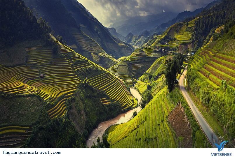 Vẻ đẹp từ đỉnh đèo miền tây bắc - Ảnh 1 Vẻ đẹp từ đỉnh đèo miền tây bắc - Ảnh 1