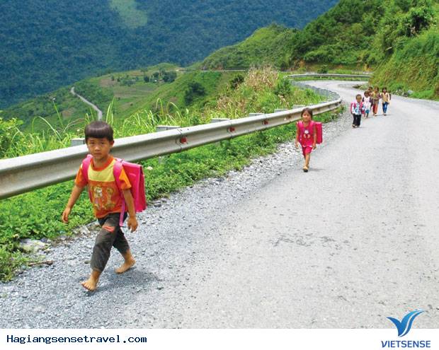 Bước Chinh Phục Con Đường Hạnh Phúc Ở Cao Nguyên Đá - Ảnh 3