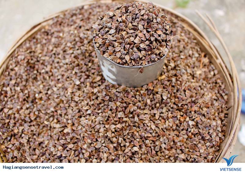 Cả Một Mùa Hoa Gói Gọn Trong Chiếc Bánh Nơi Phiên Chợ Vùng Cao - Ảnh 3