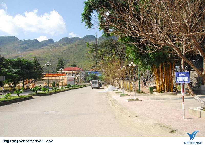 Cận Cảnh Thị Trấn Đồng Văn Vào Mùa Đẹp Nhất Trong Năm - Ảnh 3