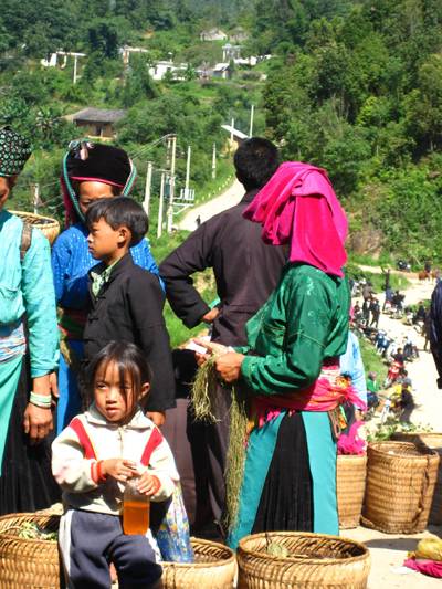 Chợ Phiên Ma Lé Sáng Thứ Bảy - Ảnh 3 Chợ Phiên Ma Lé Sáng Thứ Bảy - Ảnh 3