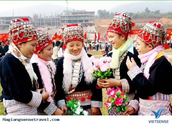 Chợ Tình Khau Vai Chợ Tình Khau Vai