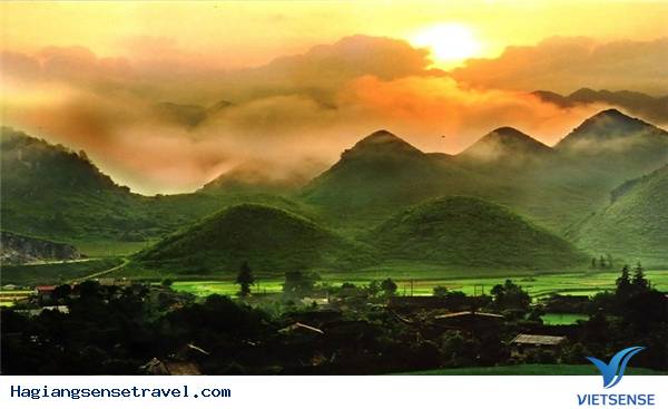 Đắm Mình Vào Vẻ Đẹp Say Lòng Người Ở Hà Giang - Ảnh 9