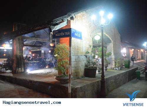 Đêm Đồng Văn Thưởng Thức Cà Phê Phố Cổ - Ảnh 1 Đêm Đồng Văn Thưởng Thức Cà Phê Phố Cổ - Ảnh 1