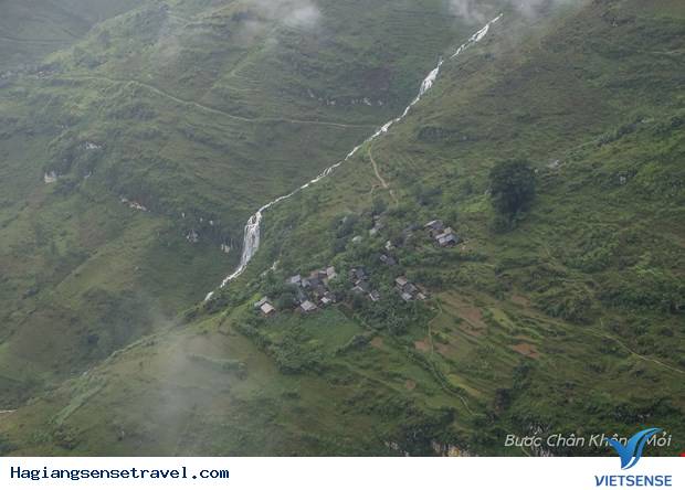 Đến Hà Giang Ngắm Mây Luồn Trên Đỉnh Mã Pì Lèng - Ảnh 4