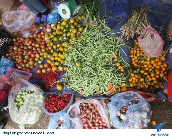 Độc Đáo Chợ Lùi Sà Phìn Trên Vùng Cao Nguyên Đá Hà Giang - Ảnh 5 Độc Đáo Chợ Lùi Sà Phìn Trên Vùng Cao Nguyên Đá Hà Giang - Ảnh 5