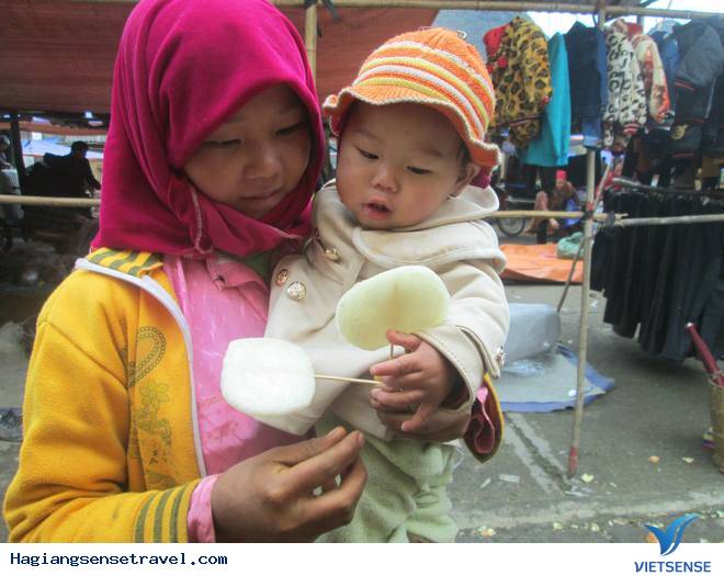 Độc Đáo Chợ Lùi Sà Phìn Trên Vùng Cao Nguyên Đá Hà Giang - Ảnh 10 Độc Đáo Chợ Lùi Sà Phìn Trên Vùng Cao Nguyên Đá Hà Giang - Ảnh 10