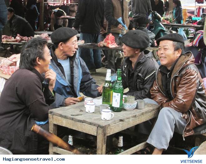 Độc Đáo Chợ Lùi Sà Phìn Trên Vùng Cao Nguyên Đá Hà Giang - Ảnh 3 Độc Đáo Chợ Lùi Sà Phìn Trên Vùng Cao Nguyên Đá Hà Giang - Ảnh 3