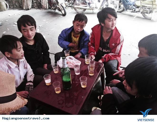 Độc Đáo Chợ Lùi Sà Phìn Trên Vùng Cao Nguyên Đá Hà Giang - Ảnh 11 Độc Đáo Chợ Lùi Sà Phìn Trên Vùng Cao Nguyên Đá Hà Giang - Ảnh 11