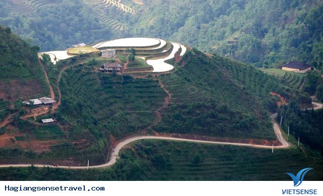 Cung đường hiểm Du Già - Mậu Duệ - Ảnh 1