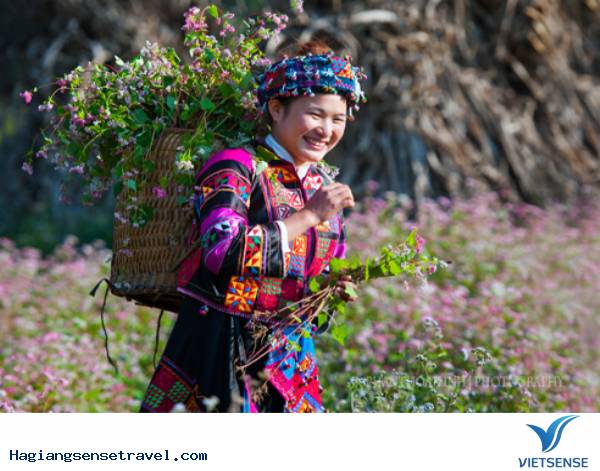 Lễ Hội Khen Mông trên Cao Nguyên Đá Đồng Văn Hà Giang