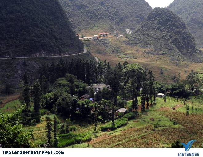 Đến Hà Giang Thăm Dinh Thự Vua Mèo - Ảnh 1