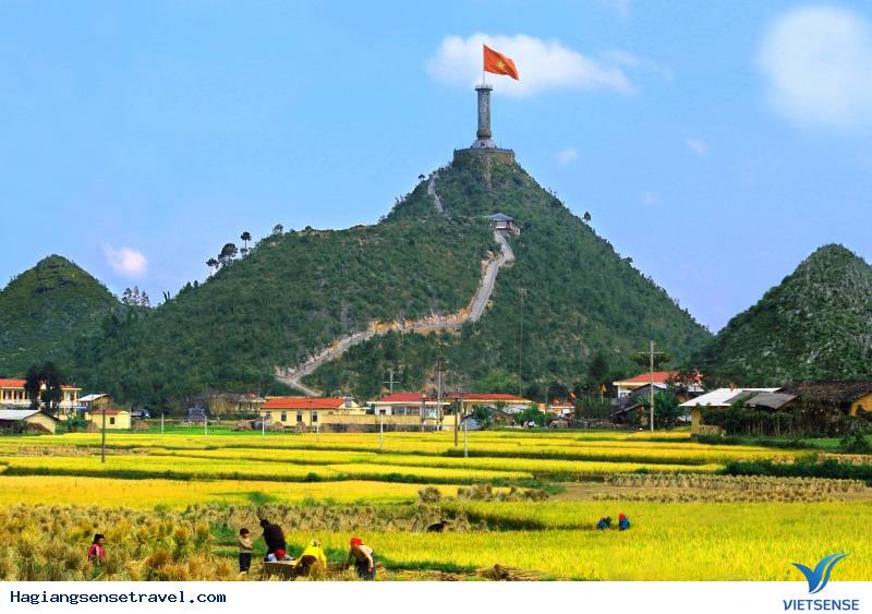 Cột cờ Lũng Cú: