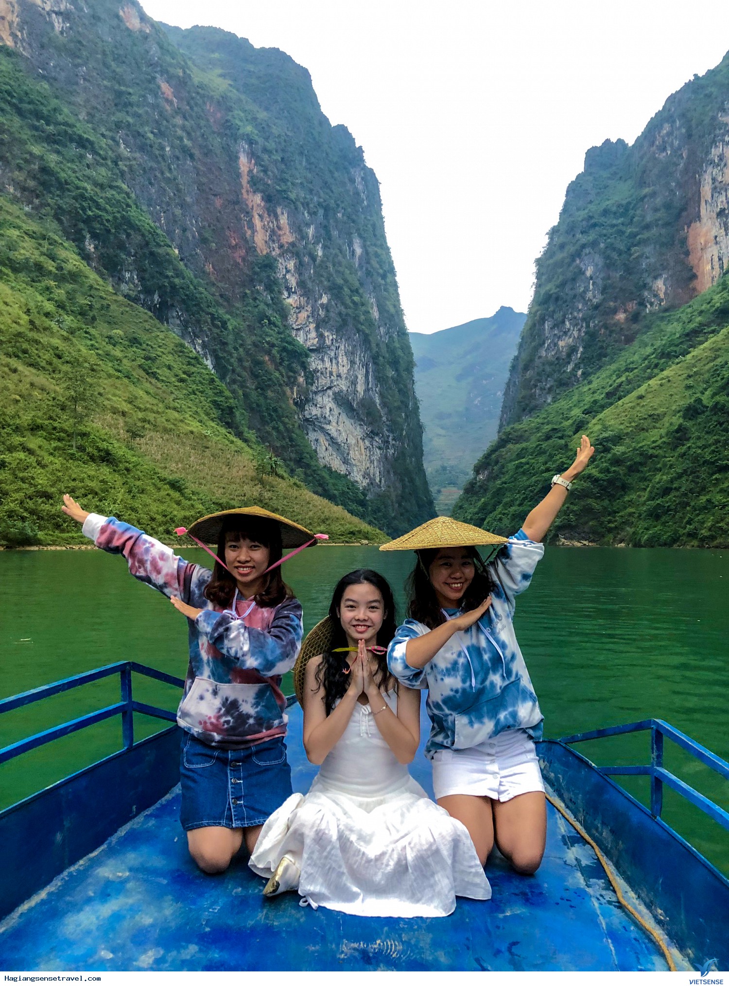 Ngày 02: Yên Minh - Đồng Văn - Lũng Cú - Du Thuyền Hẻm Tu Sản, Sông Nho Quế - Ảnh 2