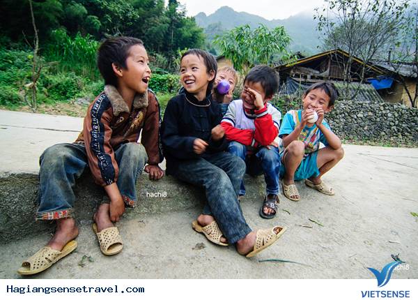 Hà Giang: Xuân Về Trong Ánh Mắt Trẻ Thơ - Ảnh 1