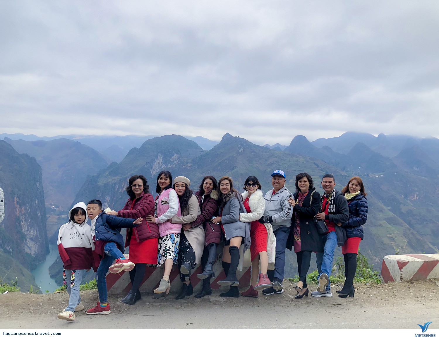 Hình Ảnh Đoàn Khách Hà Giang Cùng Vietsense Ngày 27-29/1 - Ảnh 15 Hình Ảnh Đoàn Khách Hà Giang Cùng Vietsense Ngày 27-29/1 - Ảnh 15