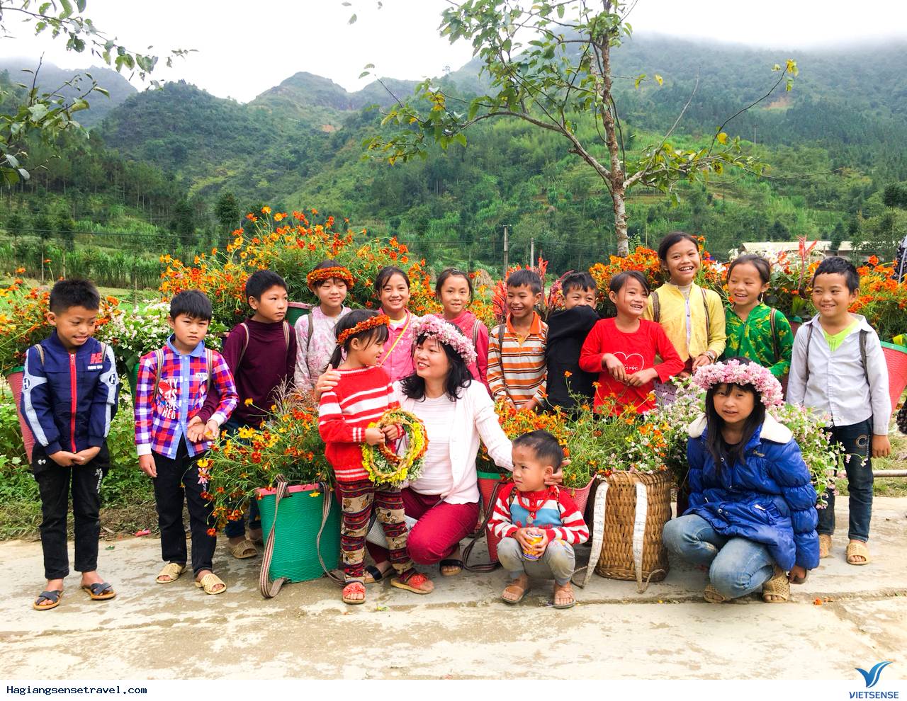 Hình Ảnh Đoàn Khách Hà Giang Mùa Tam Giác Mạch 19 - 21/10 - Ảnh 2 Hình Ảnh Đoàn Khách Hà Giang Mùa Tam Giác Mạch 19 - 21/10 - Ảnh 2