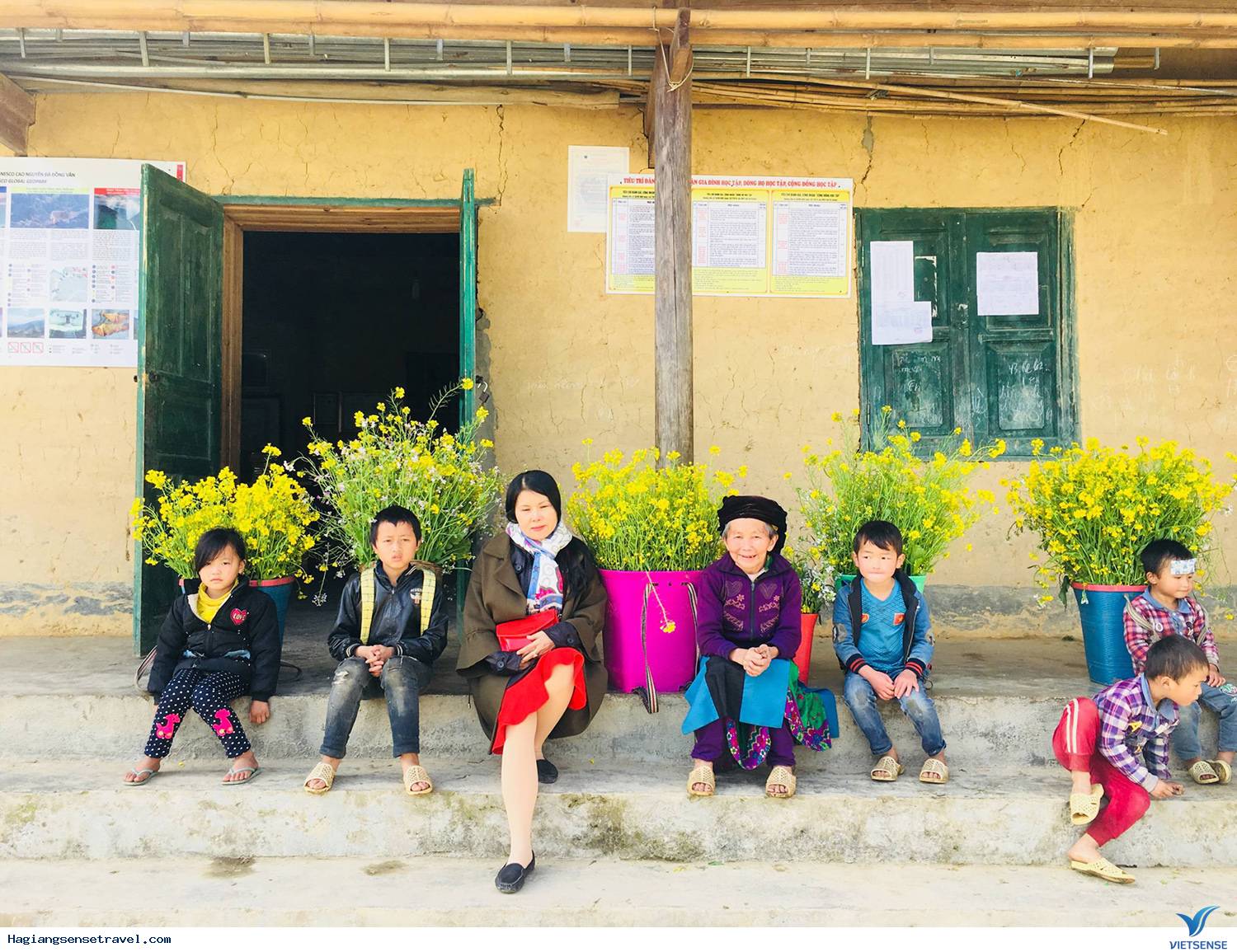 Hình Ảnh Đoàn Hà Giang Tết Dương Lịch 4 - 6/1 - Ảnh 1 Hình Ảnh Đoàn Hà Giang Tết Dương Lịch 4 - 6/1 - Ảnh 1