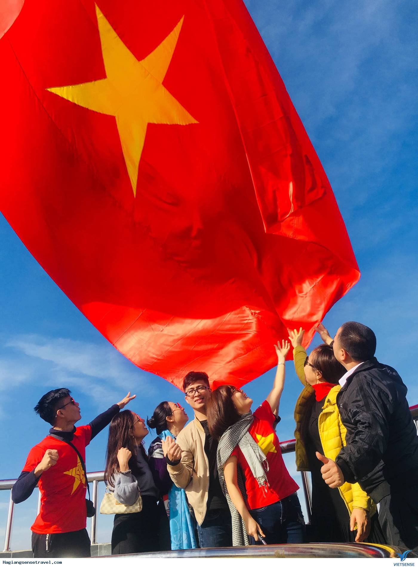 Hình Ảnh Đoàn Hà Giang Tết Dương Lịch 4 - 6/1 - Ảnh 7 Hình Ảnh Đoàn Hà Giang Tết Dương Lịch 4 - 6/1 - Ảnh 7