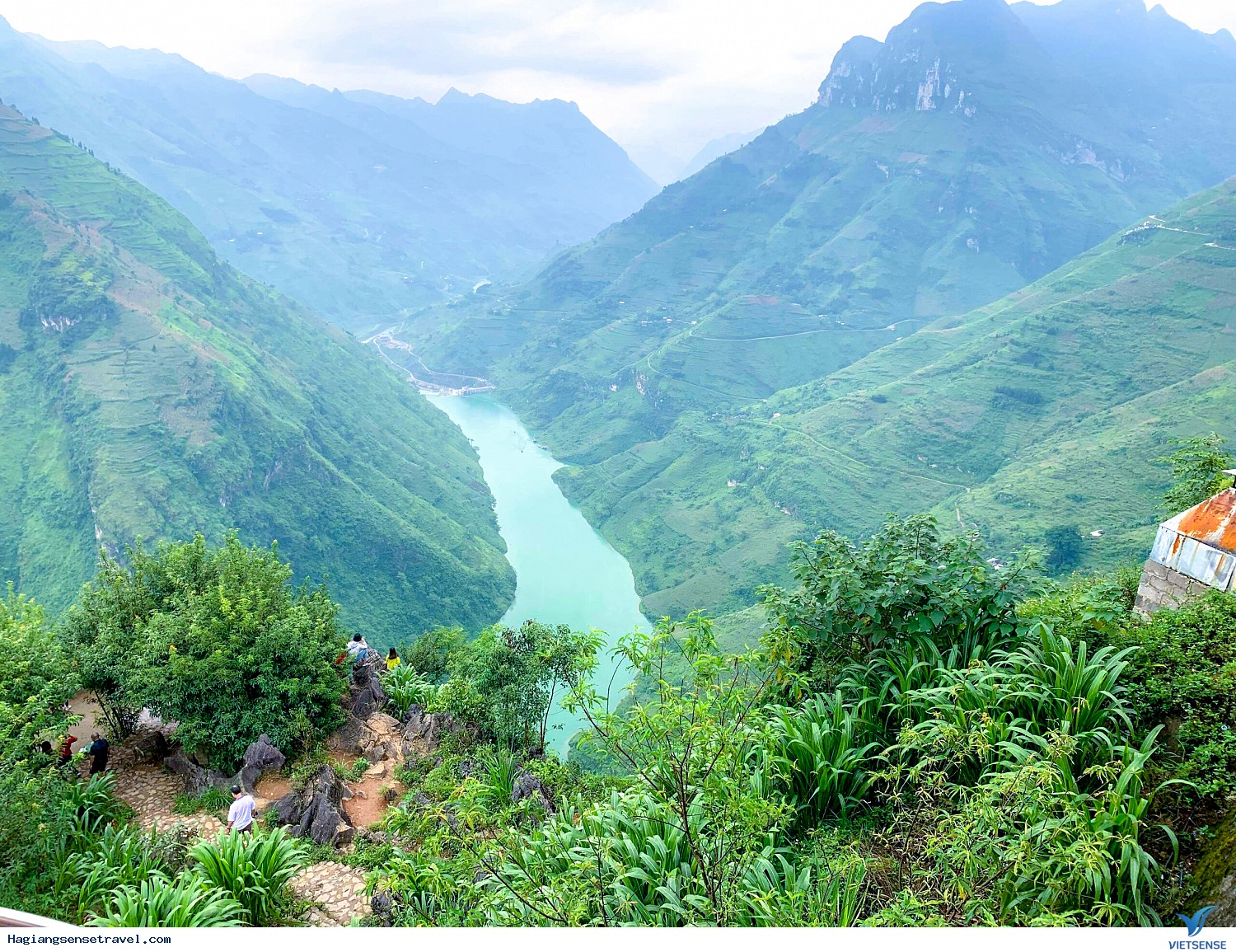 Hình Ảnh Đoàn Hà Giang - Đồng Văn - Lũng Cú Khởi Hảnh 30/8 - 2/9 - Ảnh 11 Hình Ảnh Đoàn Hà Giang - Đồng Văn - Lũng Cú Khởi Hảnh 30/8 - 2/9 - Ảnh 11