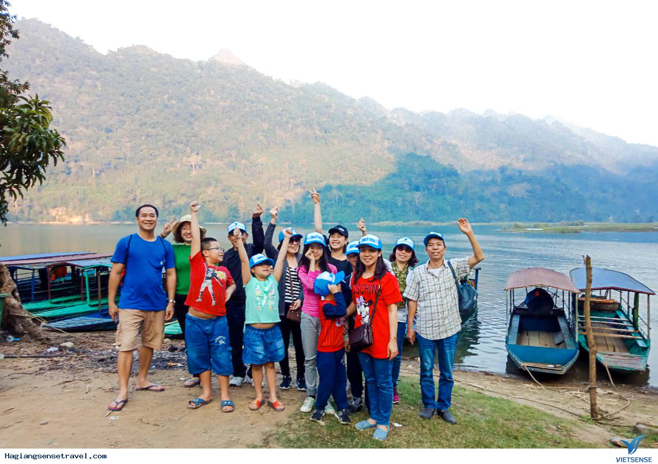 Hình Ảnh Đoàn Khách Hồ Ba Bể - Thác Bản Giốc Mùng 4 Tết Âm Lịch - Ảnh 1