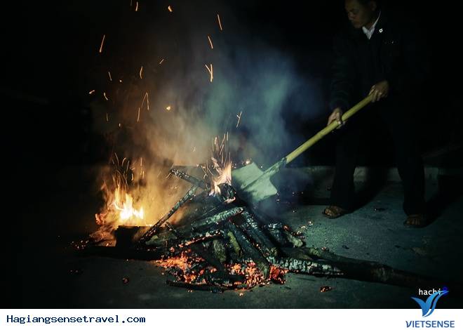 Khám Phá Lễ Hội Nhảy Lửa Độc Đáo Của Người Dao Đỏ Ở Hà Giang - Ảnh 4 Khám Phá Lễ Hội Nhảy Lửa Độc Đáo Của Người Dao Đỏ Ở Hà Giang - Ảnh 4