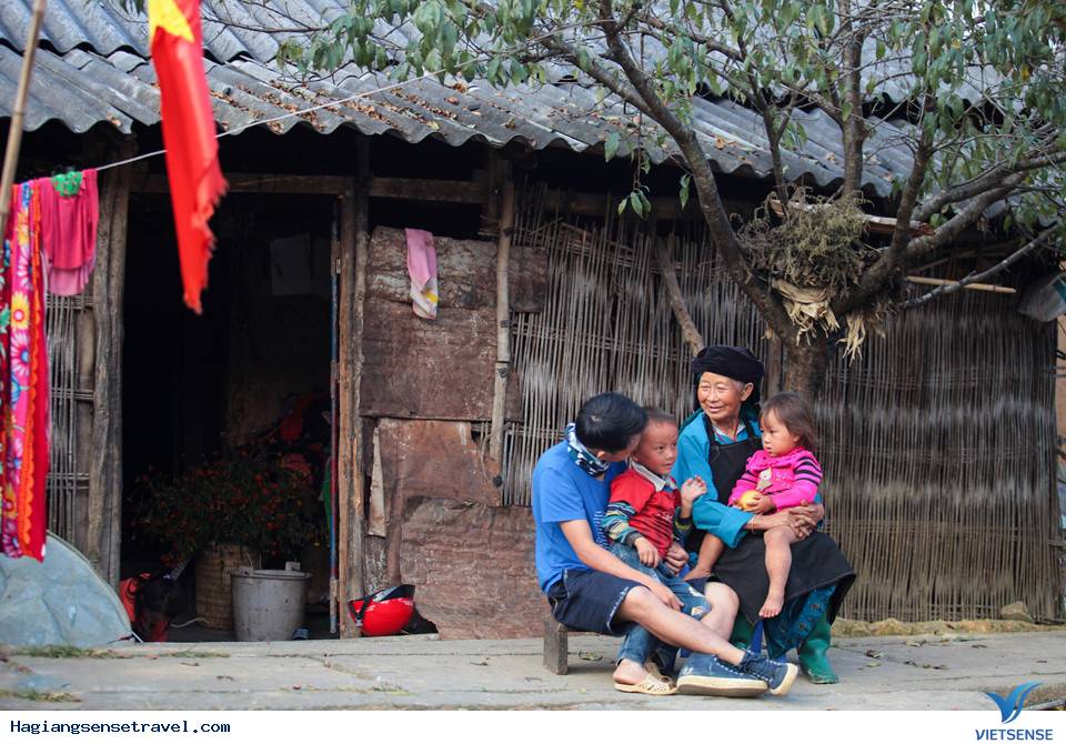 Khung Cảnh Ngày Xuân Bình Yên Chỉ Có Ở Hà Giang Ngày - Ảnh 2 Khung Cảnh Ngày Xuân Bình Yên Chỉ Có Ở Hà Giang Ngày - Ảnh 2
