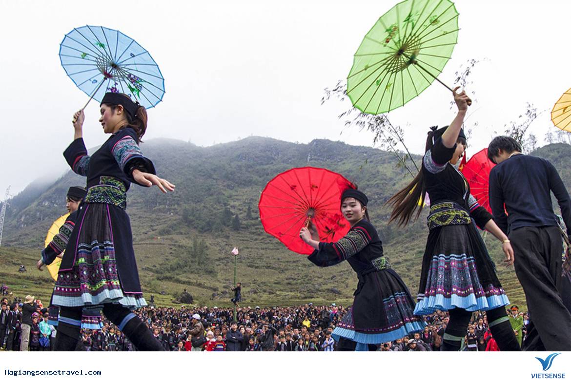 Lễ Hội Chợ Tình Khau Vai Hà Giang