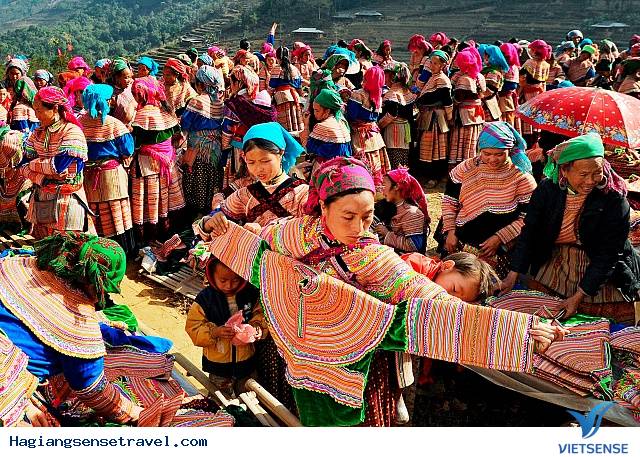 Nét Đẹp Những Phiên Chợ Vùng Cao Hấp Dẫn Du Khách - Ảnh 4 Nét Đẹp Những Phiên Chợ Vùng Cao Hấp Dẫn Du Khách - Ảnh 4