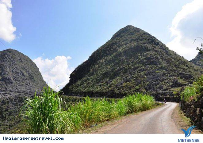 Những Con Đường Thần Tiên Ở Hà Giang - Ảnh 1