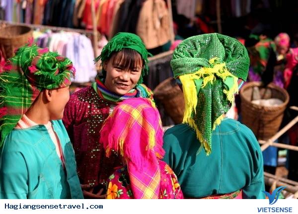 Chợ phiên xã Quyết Tiến Chợ phiên xã Quyết Tiến