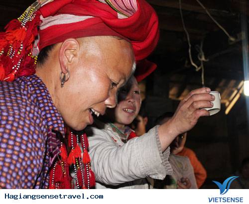 Những Kiêng Kỵ Khi Đến Các Bản Làng Dân Tộc - Ảnh 1 Những Kiêng Kỵ Khi Đến Các Bản Làng Dân Tộc - Ảnh 1