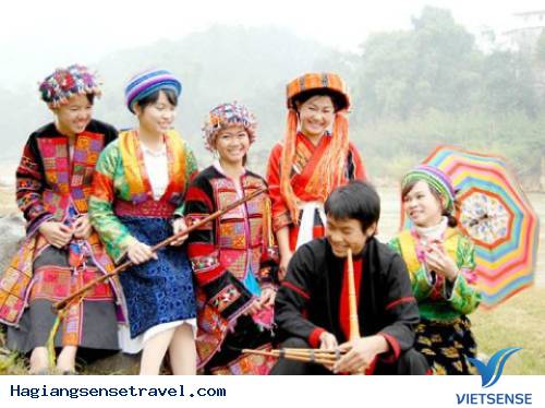 Những Phiên Chợ Vùng Cao Đặc Sắc Ở Hà Giang - Ảnh 2 Những Phiên Chợ Vùng Cao Đặc Sắc Ở Hà Giang - Ảnh 2