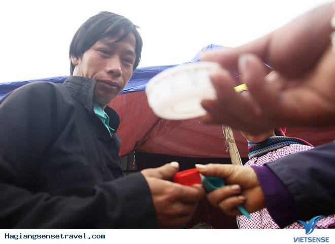 Rượu Ngô Hà Giang - Đặc Sản Chợ Phiên Người Vùng Cao - Ảnh 9