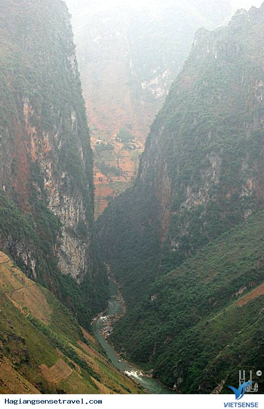 Sông Nho Quế Dưới Châm Mã Pì Lèng - Ảnh 1 Sông Nho Quế Dưới Châm Mã Pì Lèng - Ảnh 1