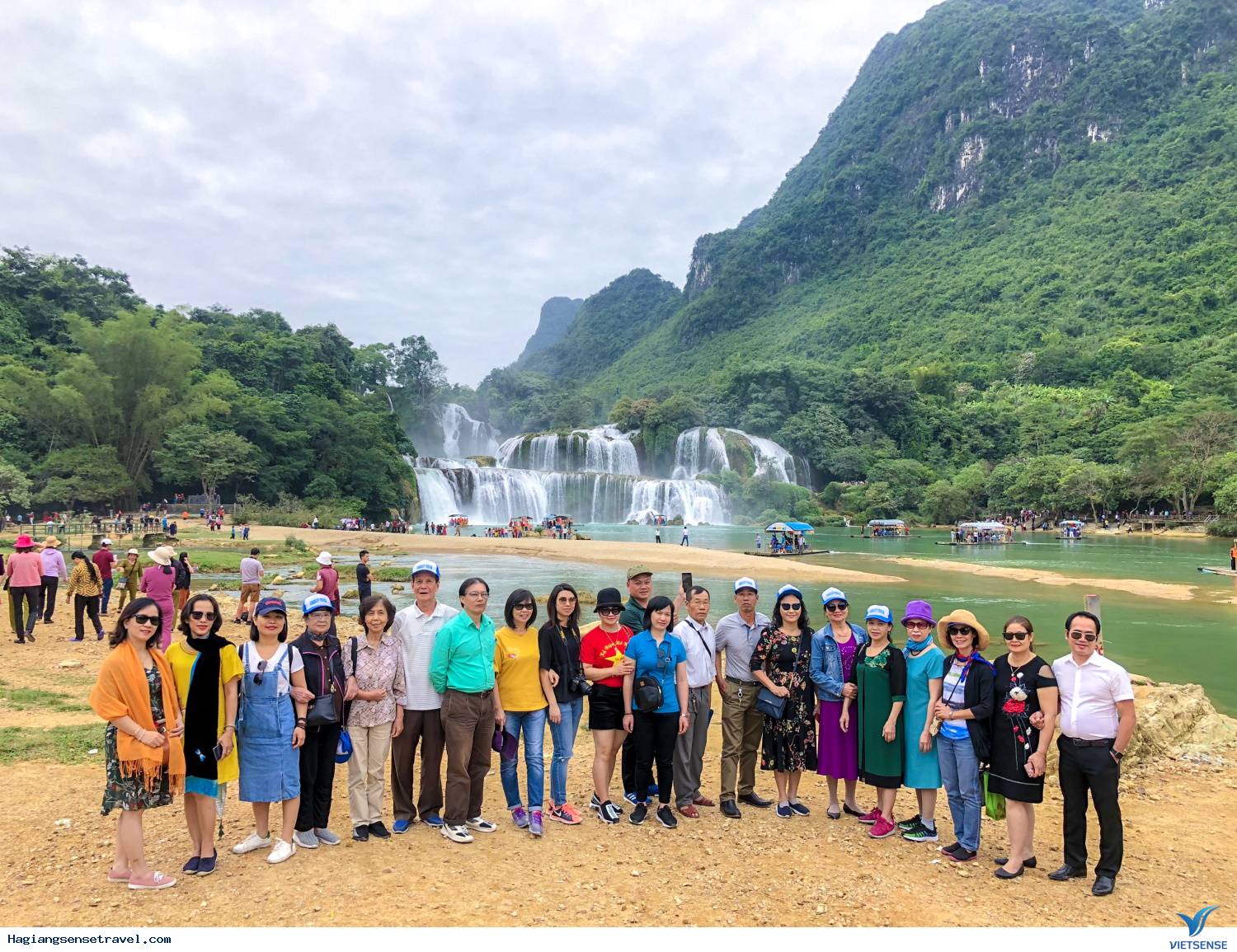Hình Ảnh Đoàn Khách Ba Bể - Thác Bản Giốc 18-20/10 - Ảnh 1 Hình Ảnh Đoàn Khách Ba Bể - Thác Bản Giốc 18-20/10 - Ảnh 1